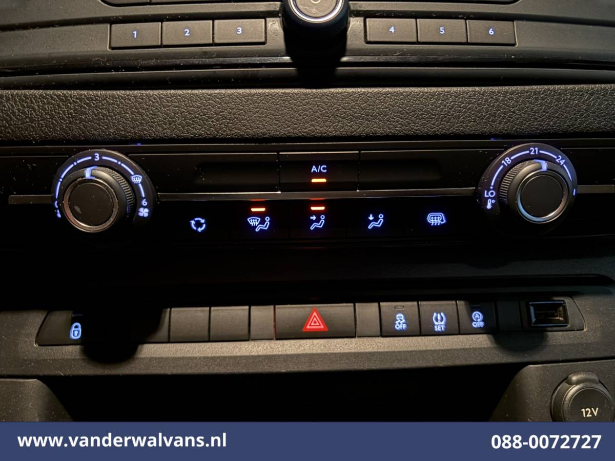 Peugeot Expert Peugeot Expert 2.0 BlueHDI 123pk L3H1 Dubbele Cabine Euro6 Airco | 5-Zits | 2500kg Trekhaak Cruisecontrol, Parkeersensoren