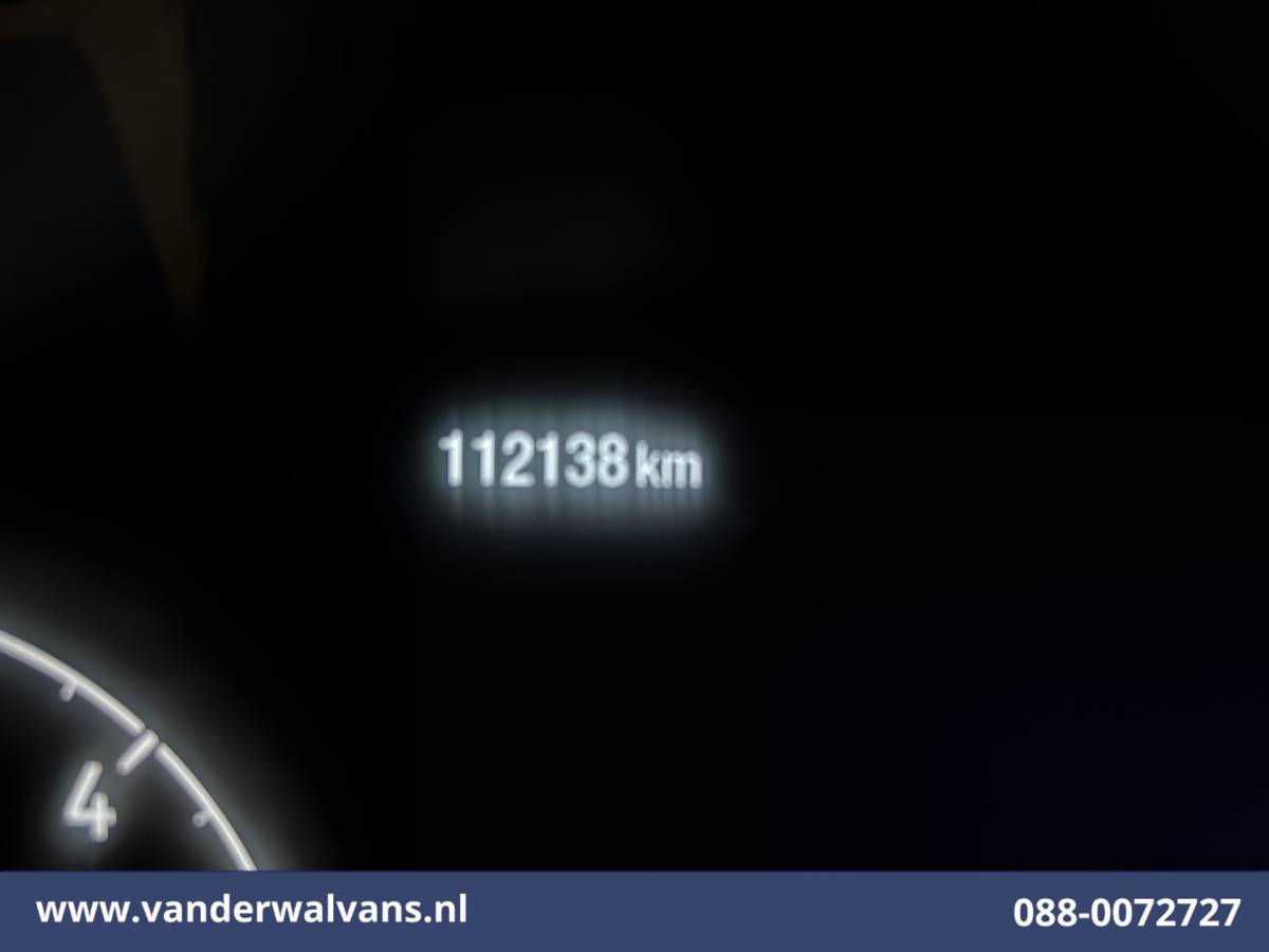 Ford Transit Custom Ford Transit Custom 2.0 TDCI L2H1 Euro6 Airco | Camera | Navigatie | LED | Apple Carplay | Bijrijdersbank Cruisecontrol, Stoelverwarming, Verwarmde Voorruit, Parkeersensoren, 2670kg laadvermogen