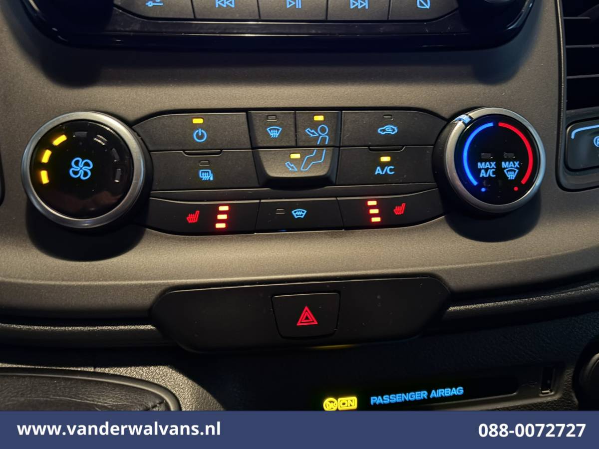 Ford Transit Custom Ford Transit Custom 2.0 TDCI L2H1 Euro6 Airco | Camera | Navigatie | LED | Apple Carplay | Bijrijdersbank Cruisecontrol, Stoelverwarming, Verwarmde Voorruit, Parkeersensoren, 2670kg laadvermogen