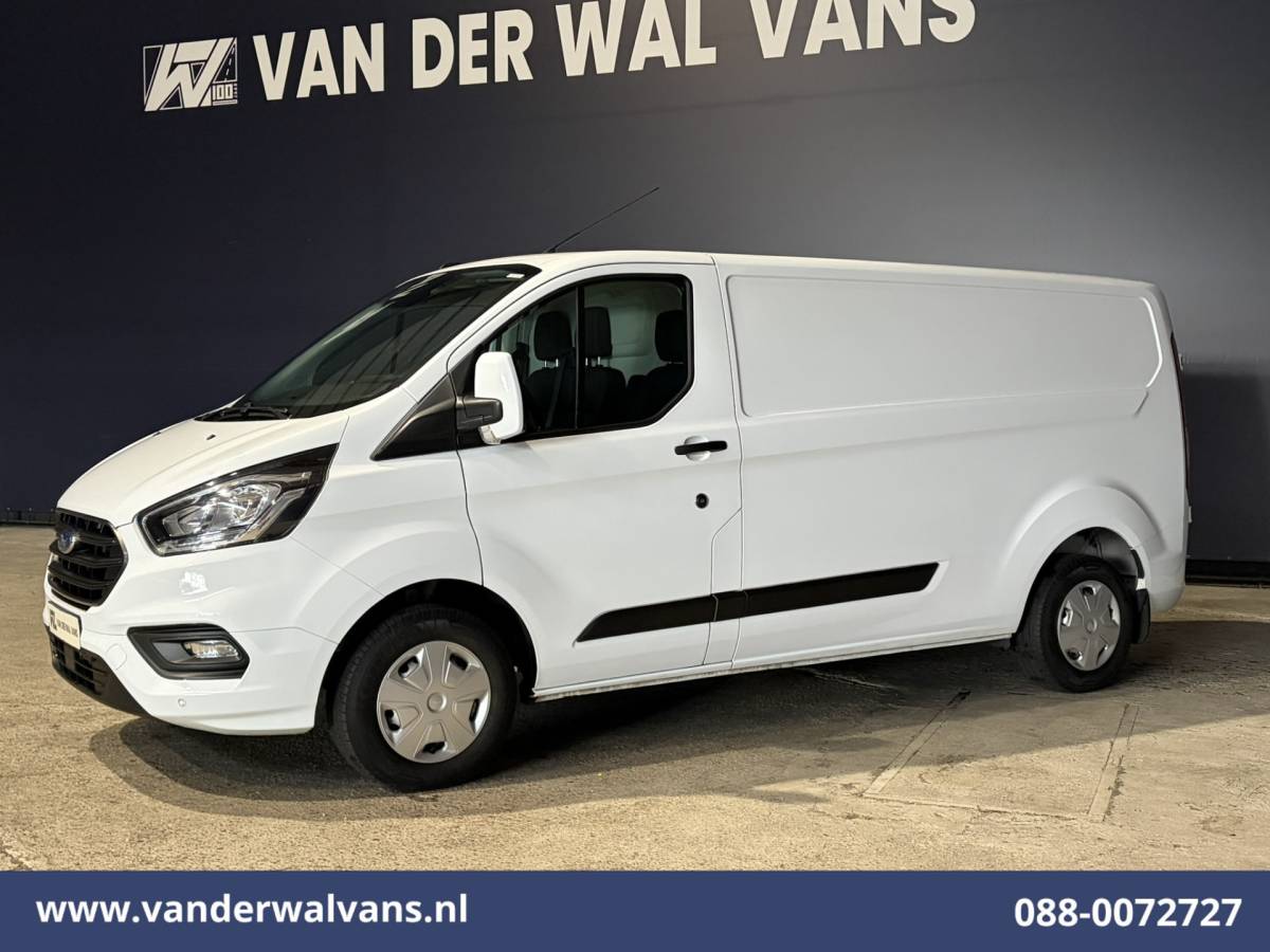 Ford Transit Custom Ford Transit Custom 2.0 TDCI L2H1 Euro6 Airco | Camera | Navigatie | LED | Apple Carplay | Bijrijdersbank Cruisecontrol, Stoelverwarming, Verwarmde Voorruit, Parkeersensoren, 2670kg laadvermogen
