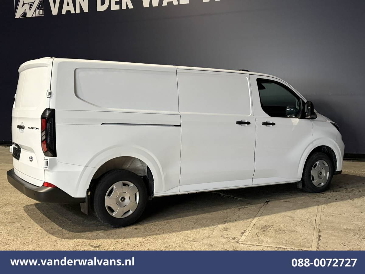 Ford Transit Custom Ford Transit Custom 2.0 TDCI 136pk L2H1 Euro6 Airco | Camera | LED | Apple Carplay, Android Auto Cruisecontrol, Verwarmde Voorruit, Parkeersensoren, Bijrijdersbank, 2740kg laadvermogen