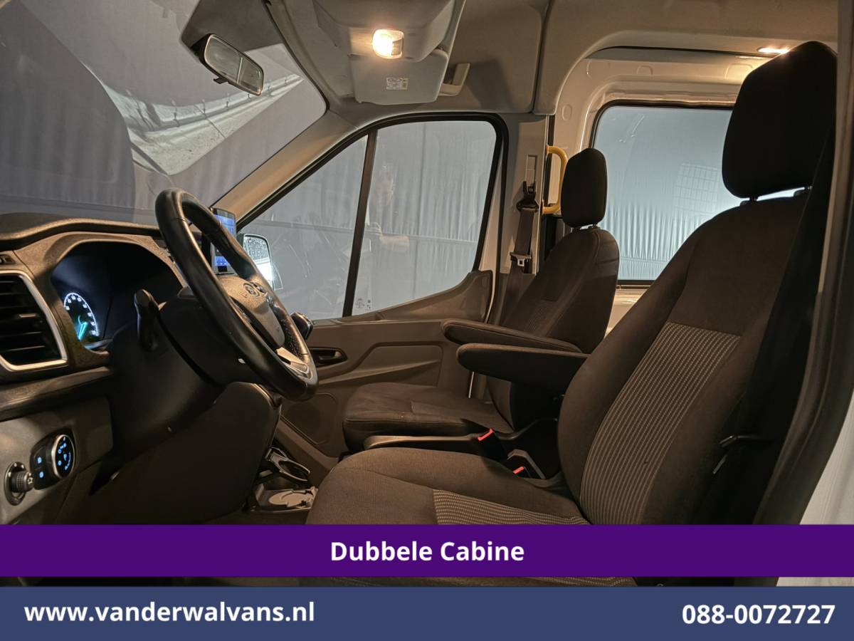 Ford Transit Ford Transit 2.0 TDCI 131pk L3H2 Dubbele Cabine Euro6 Airco | 5-Zits | Navigatie | LED | Apple Carplay Cruisecontrol, Android Auto, Parkeersensoren