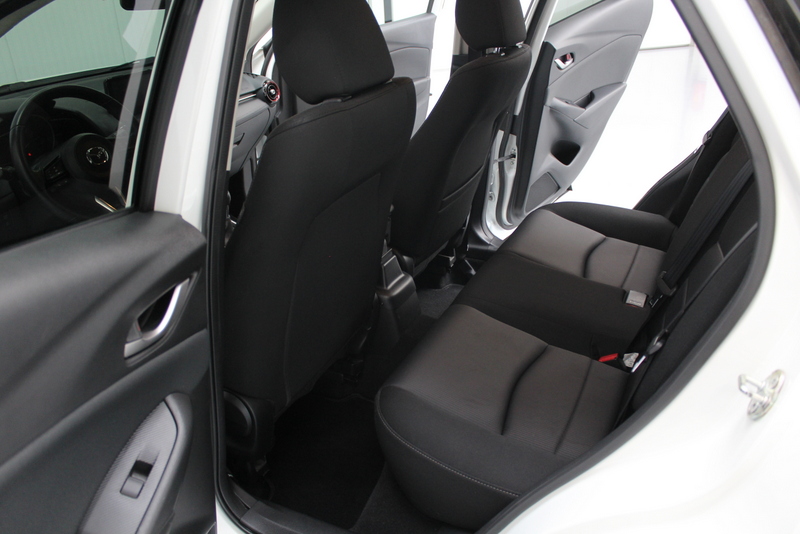 Mazda CX-3 Mazda CX-3 2.0 SkyActiv-G 120 Dynamic 120PK, NAVIGATIE | CRUISE | PARK.SENSOREN | VERWARMDE STOELEN