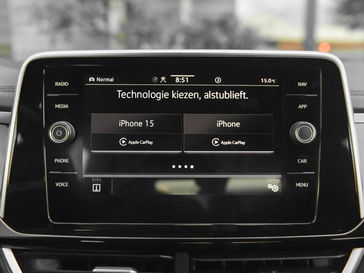 Volkswagen T-Roc Volkswagen T-Roc 1.5 TSI R-Line Business Leren Bekleding Navi ACC Stoelverwarming