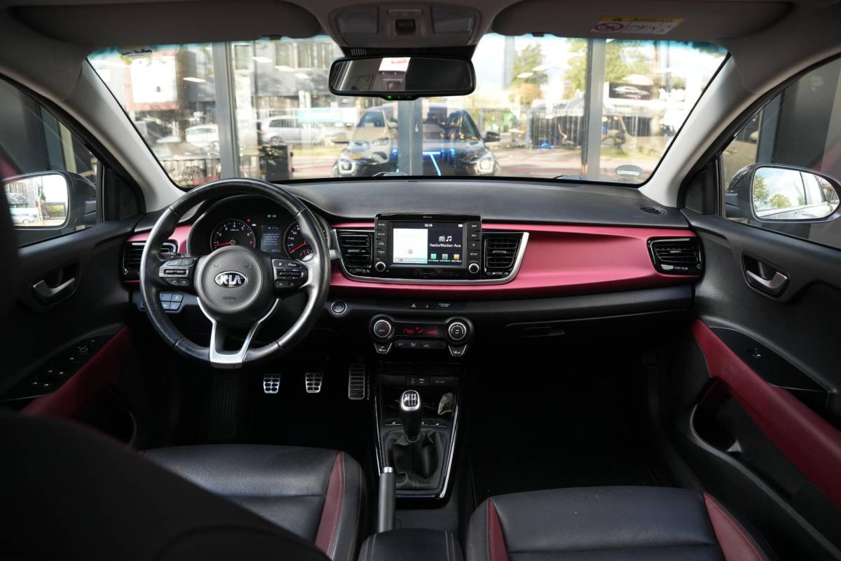 Kia Rio Kia Rio 1.4 Platinum Edition Schuifdak Leer Lane Assist Stuurverwarming 17”LM