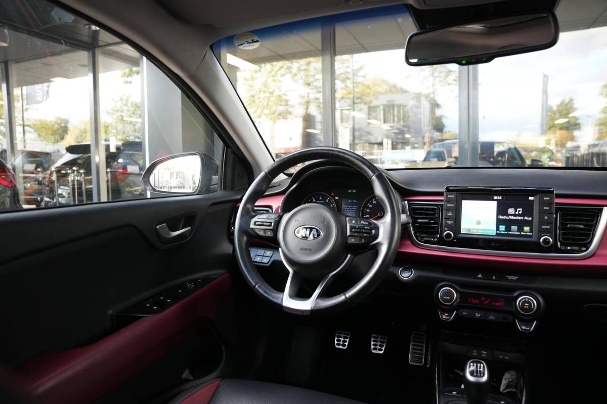 Kia Rio Kia Rio 1.4 Platinum Edition Schuifdak Leer Lane Assist Stuurverwarming 17”LM