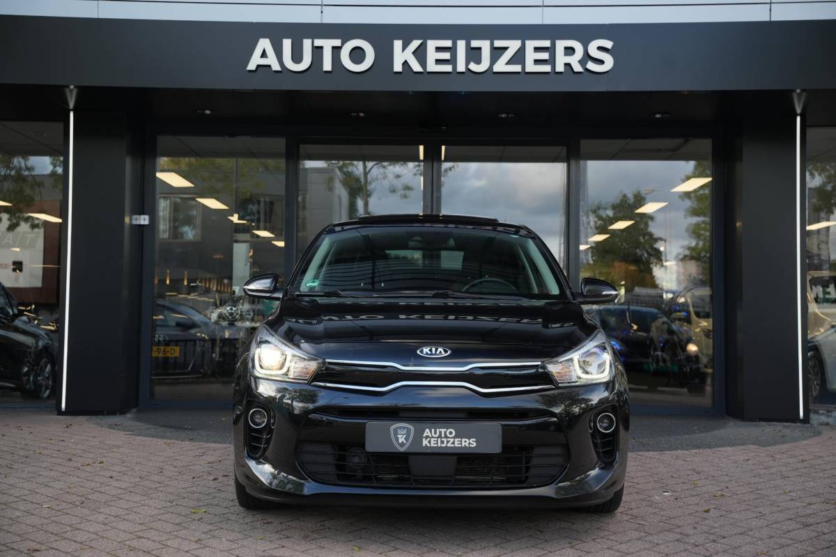 Kia Rio Kia Rio 1.4 Platinum Edition Schuifdak Leer Lane Assist Stuurverwarming 17”LM
