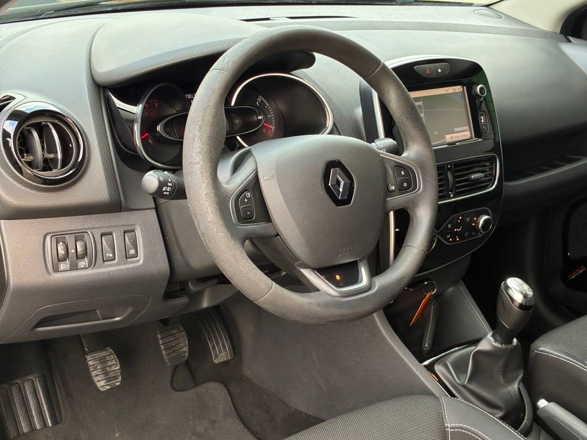 Renault Clio Renault Clio 0.9 TCe Limited|Navigatie|CruiseControl|Climatronic|PDC|Elektr.ramen|LM-Velgen|Nieuwe APK|