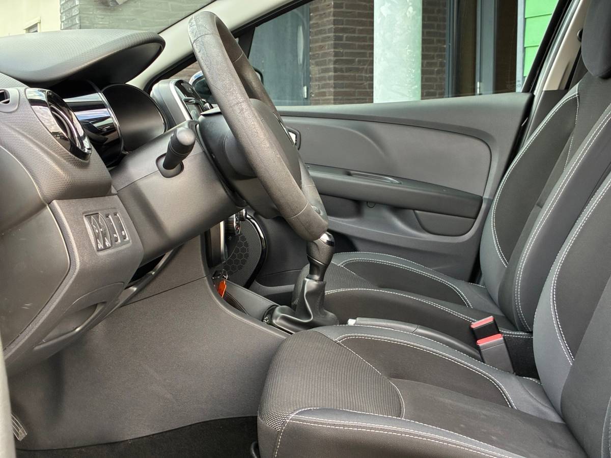 Renault Clio Renault Clio 0.9 TCe Limited|Navigatie|CruiseControl|Climatronic|PDC|Elektr.ramen|LM-Velgen|Nieuwe APK|