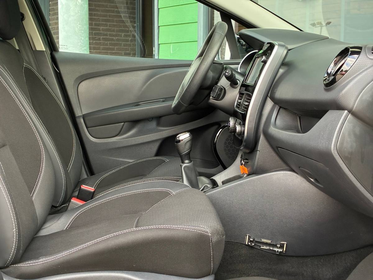 Renault Clio Renault Clio 0.9 TCe Limited|Navigatie|CruiseControl|Climatronic|PDC|Elektr.ramen|LM-Velgen|Nieuwe APK|