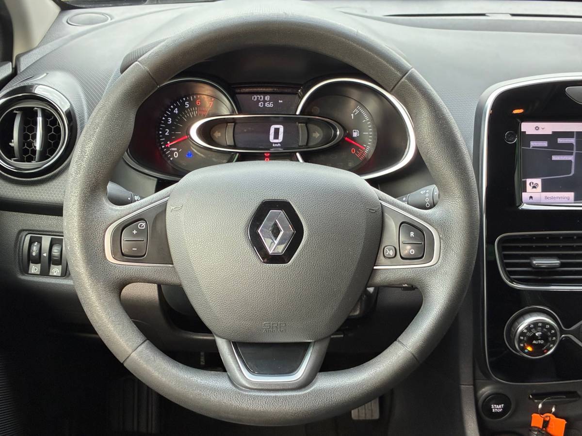 Renault Clio Renault Clio 0.9 TCe Limited|Navigatie|CruiseControl|Climatronic|PDC|Elektr.ramen|LM-Velgen|Nieuwe APK|