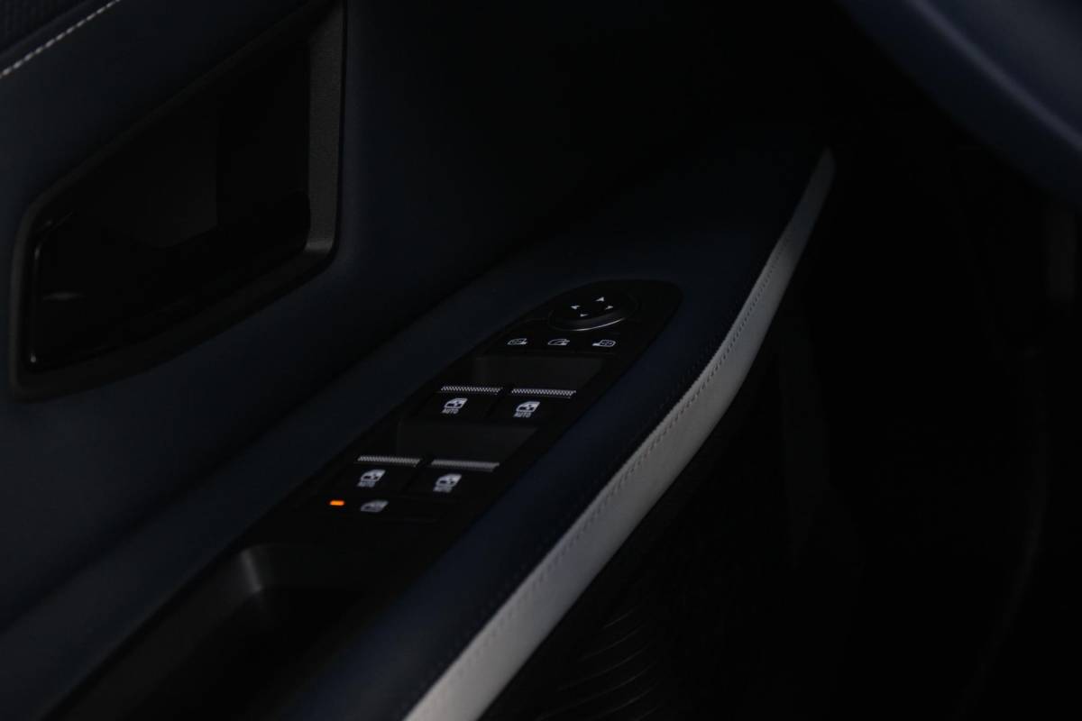 Alpine A290 Alpine A290 GTS 220PK 52 kWh | DEVIALET AUDIO SYSTEM | DRAADLOZE TELEFOONLADER | ELEKTRISCH VERWARMBAAR STUURWIEL | 19″ LICHTMETALEN VELGEN “SNOWFLAKE” NOIR BRILLIANT | ALPINE LOGO OP ZIJSCHERMEN | BREMBO REMKLAUWEN “ROUGE RACING” | ALPINE TELEMETRICS PREMIUM | NAPPA LEDEREN BEKLEDING BLUE PROFOND/GRIS EVEE MET ALPINE STIKSELS EN LOGO | MICHELIN PILOT SPORT BANDEN | ALPINE SPORT CHASSIS | GROOTLICHT ASSISTENT | DCC | ADAPTIVE CRUISE CONTROL | PARKEERNSENSOREN VOOR ACHTER EN ZIJKANT | ACHTERUITRIJ CAMERA | HANDSFREE CARD | VERWARMBARE VOORSTOELEN | WARMTEPOMP | NAVIGATIE BY “GOOGLE” | DRAADLOZE APPLE CARPLAY/ANDROID AUTO | FULL LED KOPLAMPEN MET FRANSE FLAG | PRIVACY GLASS | SFEER VERLICHTING | 3-FASE LADER | 100 KW SNELLADER |