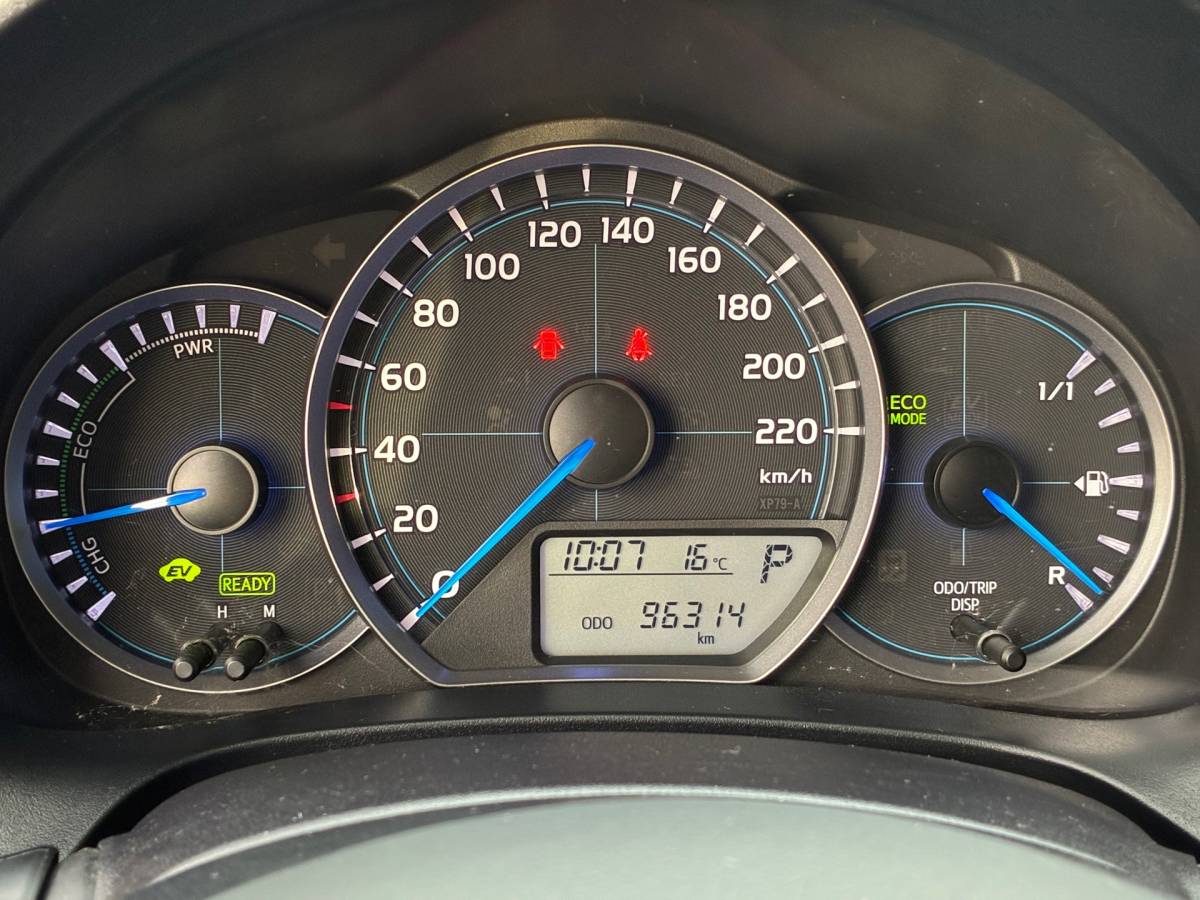 Toyota Yaris Toyota Yaris 1.5 Full Hybrid Aspiration|Automaat|Panoramadak|Navigatie|Camera|CruiseControl|Climatronic|LM-Velgen|Nieuwe APK|