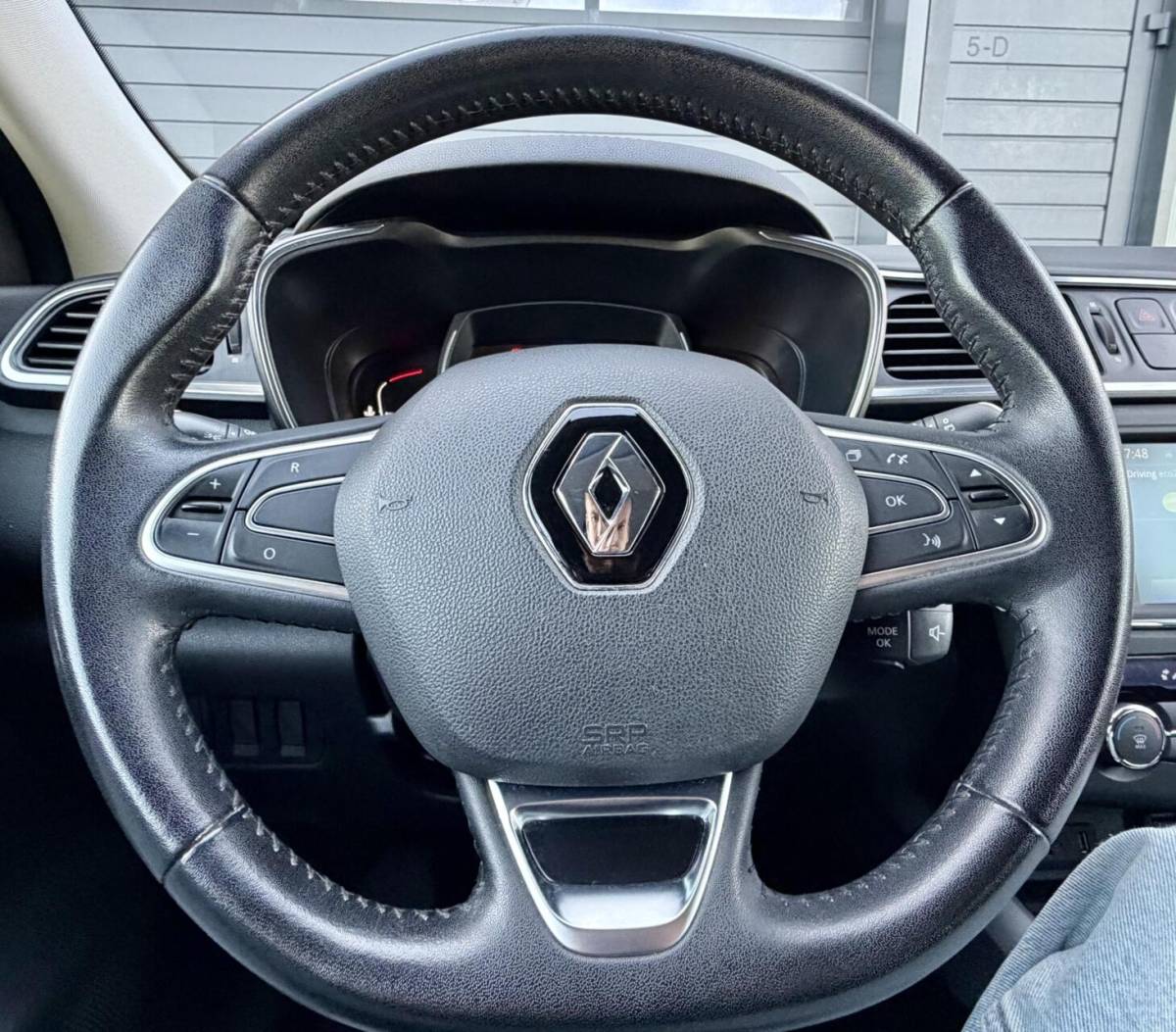 Renault Kadjar Renault Kadjar 1.2 TCe 130pk Intens | Trekhaak | Camera | Cruise | 149.000 KM NAP | PDC | Rijklaar |