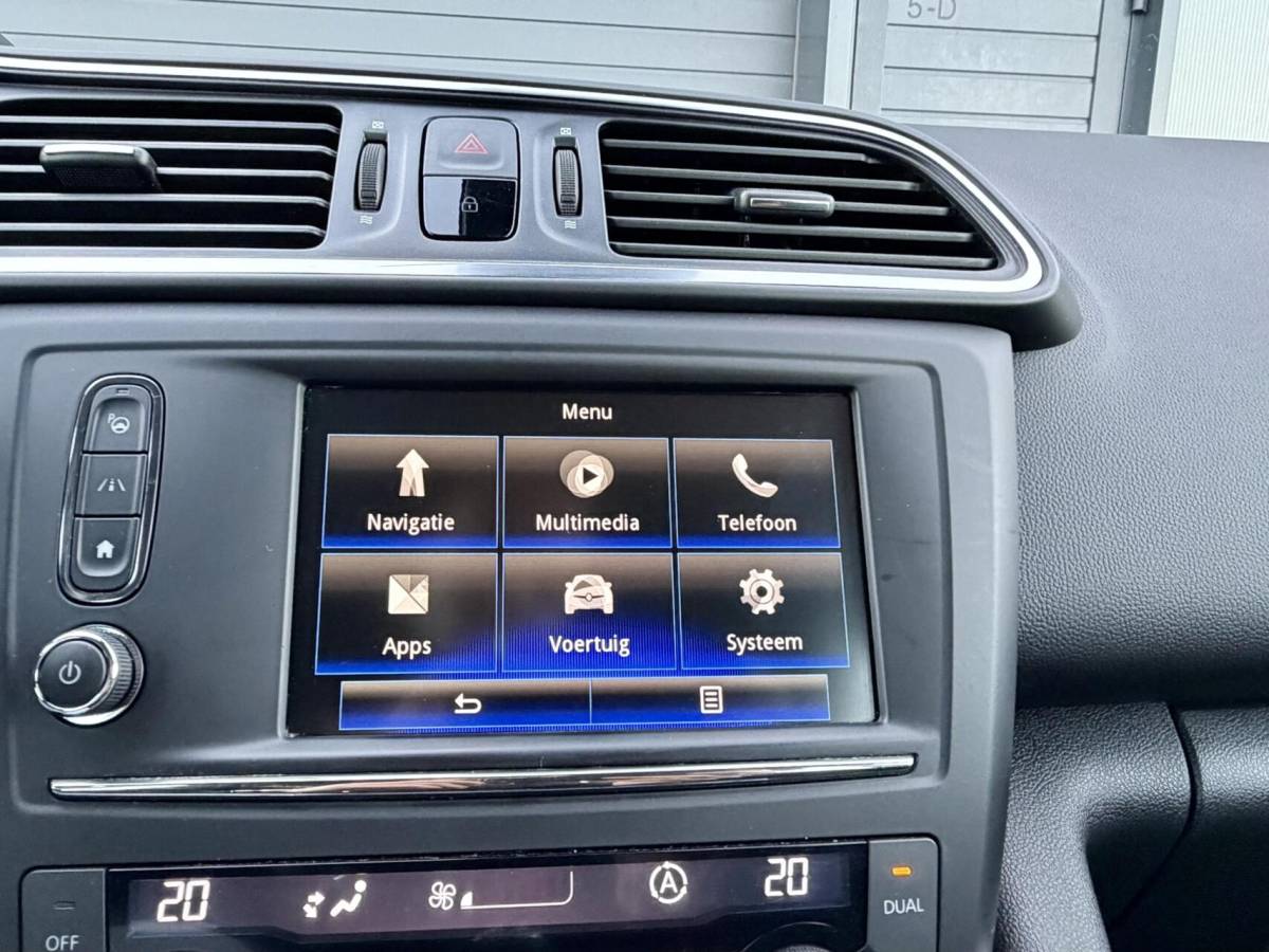 Renault Kadjar Renault Kadjar 1.2 TCe 130pk Intens | Trekhaak | Camera | Cruise | 149.000 KM NAP | PDC | Rijklaar |