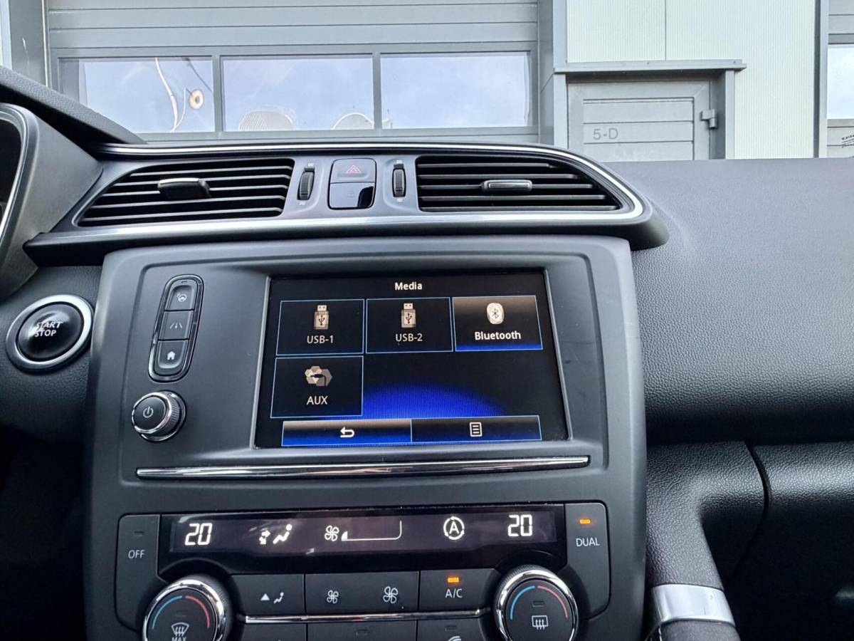 Renault Kadjar Renault Kadjar 1.2 TCe 130pk Intens | Trekhaak | Camera | Cruise | 149.000 KM NAP | PDC | Rijklaar |