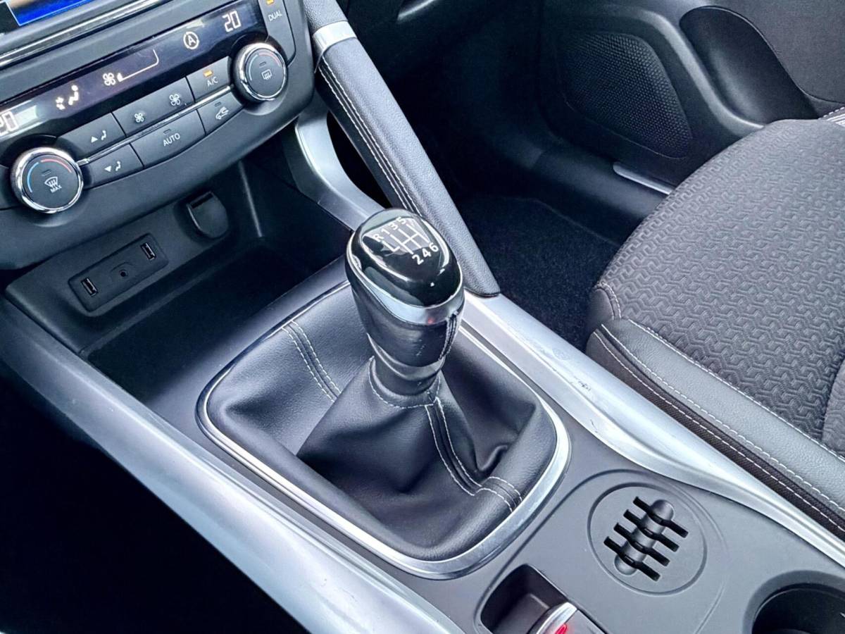 Renault Kadjar Renault Kadjar 1.2 TCe 130pk Intens | Trekhaak | Camera | Cruise | 149.000 KM NAP | PDC | Rijklaar |