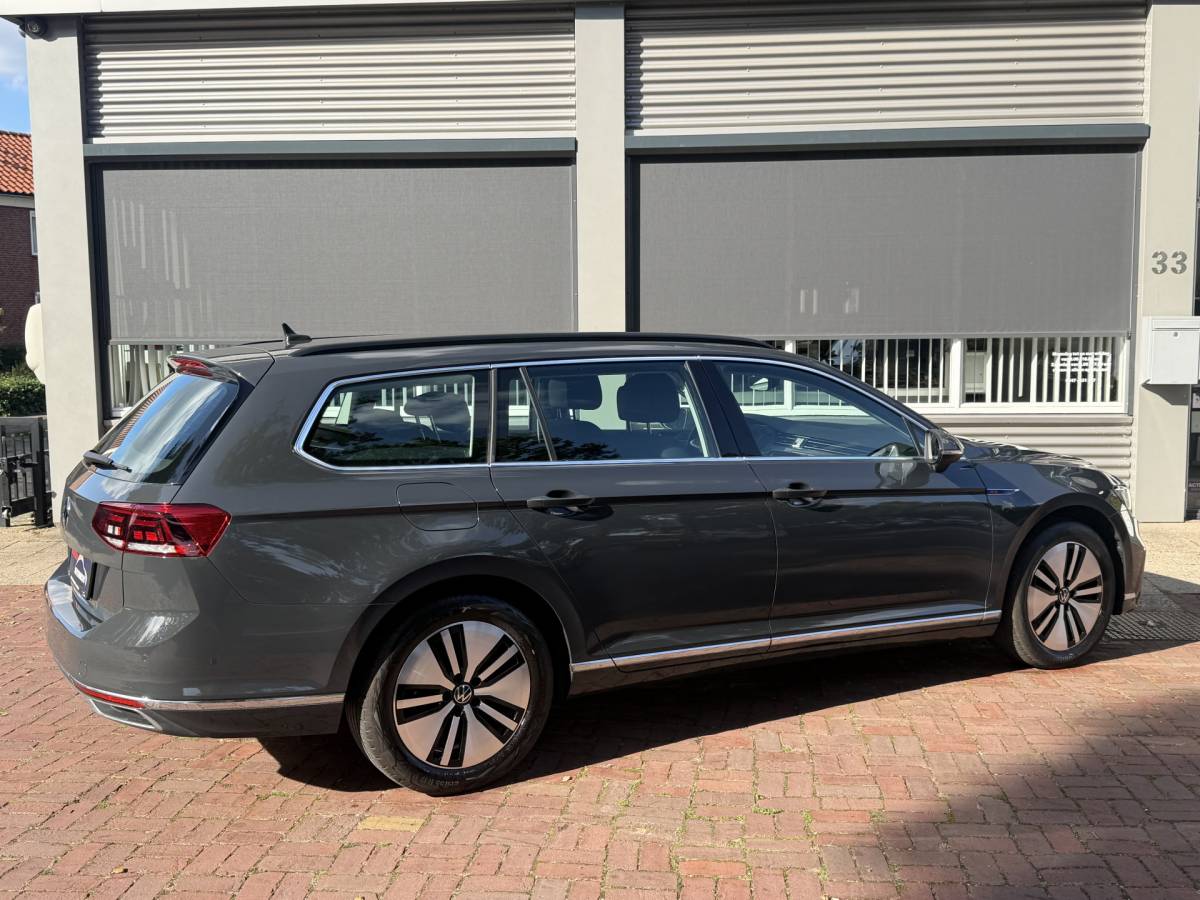 Volkswagen Passat Volkswagen Passat Variant 1.4 TSI PHEV GTE Business Bj 2020 Km 114.000 Nap 1e eigenaar