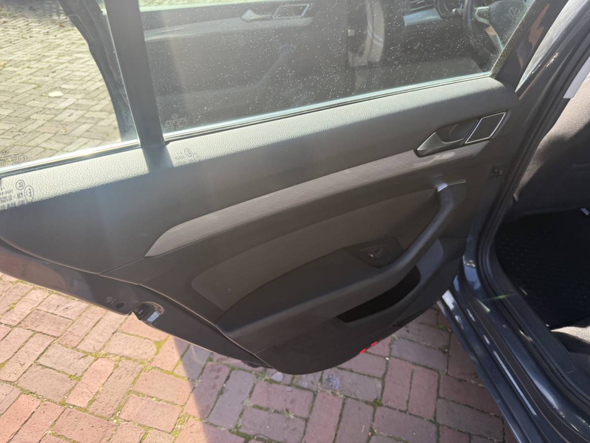 Volkswagen Passat Volkswagen Passat Variant 1.4 TSI PHEV GTE Business Bj 2020 Km 114.000 Nap 1e eigenaar