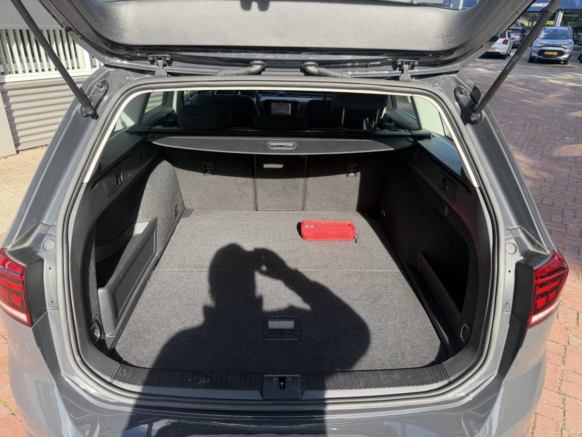 Volkswagen Passat Volkswagen Passat Variant 1.4 TSI PHEV GTE Business Bj 2020 Km 114.000 Nap 1e eigenaar