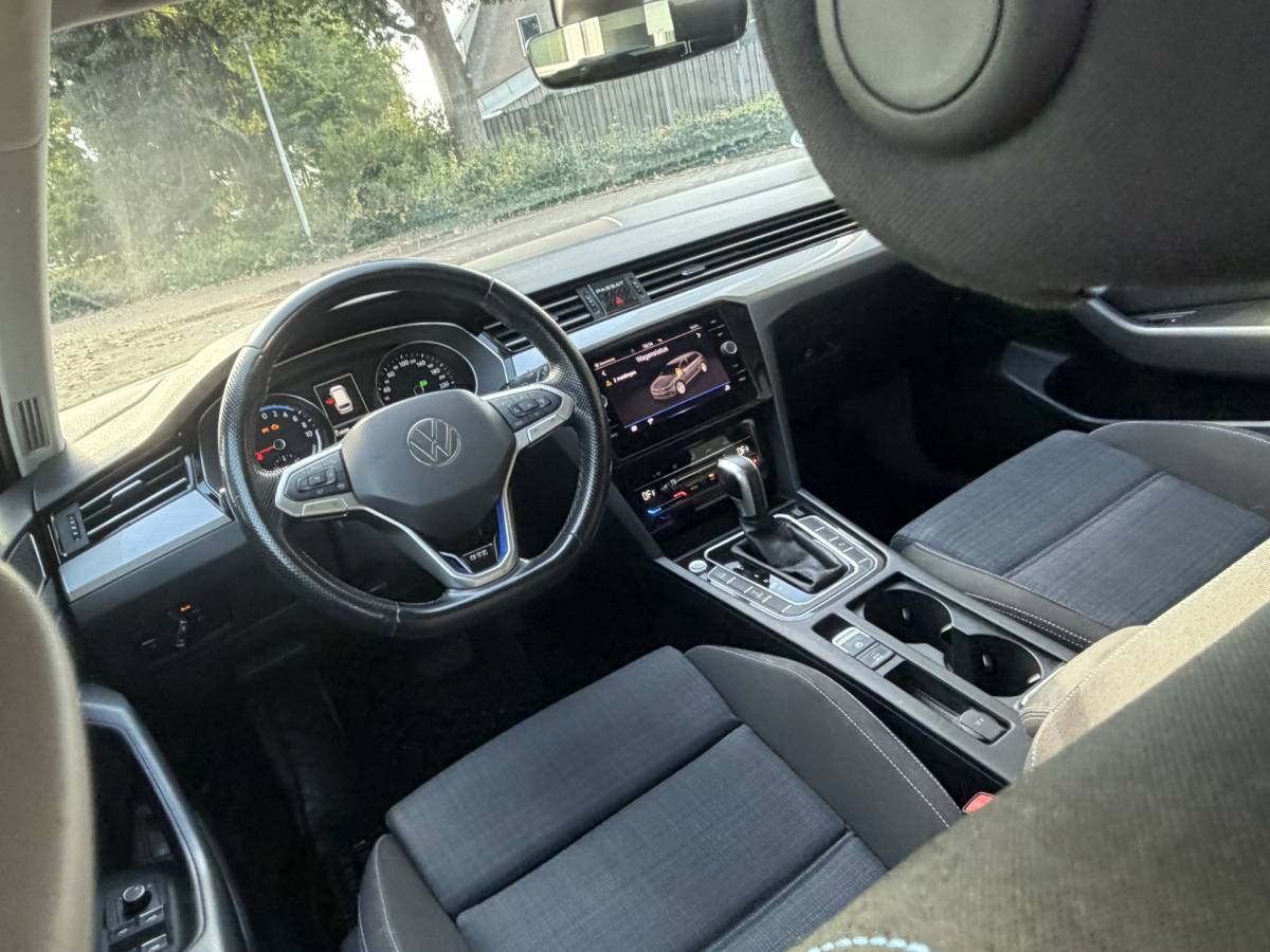 Volkswagen Passat Volkswagen Passat Variant 1.4 TSI PHEV GTE Business Bj 2020 Km 114.000 Nap 1e eigenaar