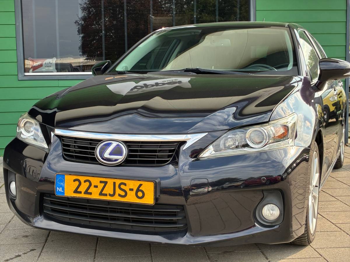 Lexus CT Lexus CT 200h Business Line Pro|1e Eigenaar|Camera|Navigatie|CruiseControl|Climatronic|PDC|NAP|Stoel Verw.|Dealer Onderhouden|