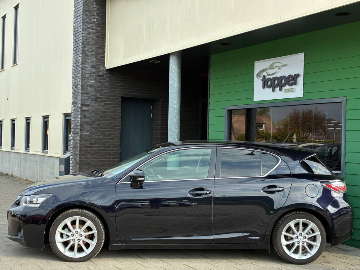 Lexus CT Lexus CT 200h Business Line Pro|1e Eigenaar|Camera|Navigatie|CruiseControl|Climatronic|PDC|NAP|Stoel Verw.|Dealer Onderhouden|