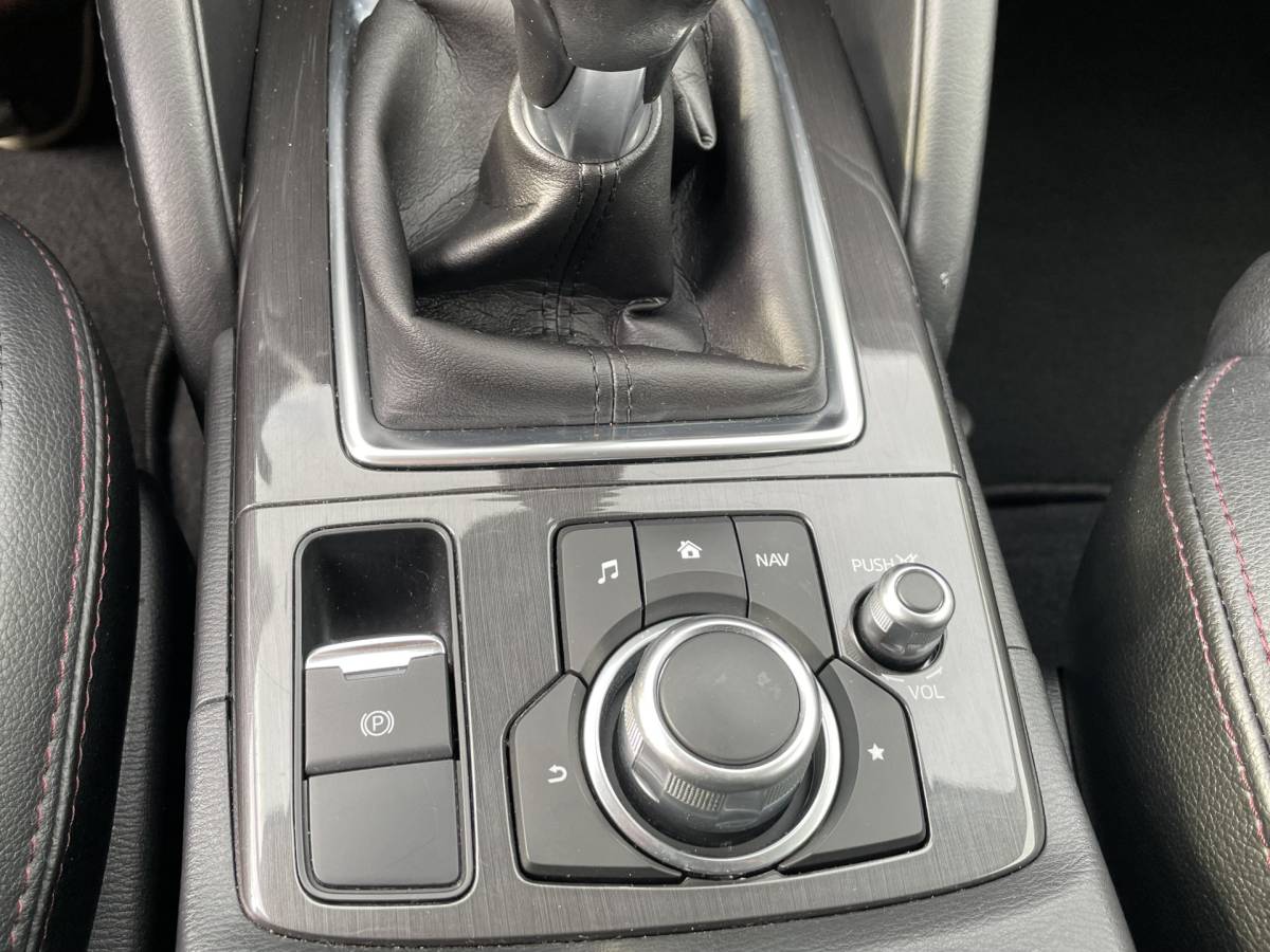 Mazda CX-5 Mazda CX-5 2.0 SkyActiv-G 165 6 MT 2WD SKYLEASE GT NAVI | PARKEERSENSOREN V+A | LEDER INTERIEUR | 17 INCH LMV | TREKHAAK | LED | STOELVERWARMING