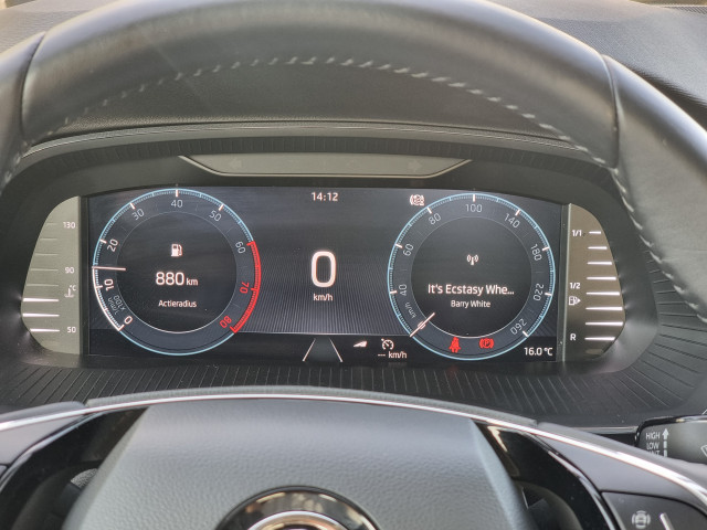 Škoda Octavia ŠKODA Octavia 1.0 TSI Business Edition | Apple car play | Android Auto |