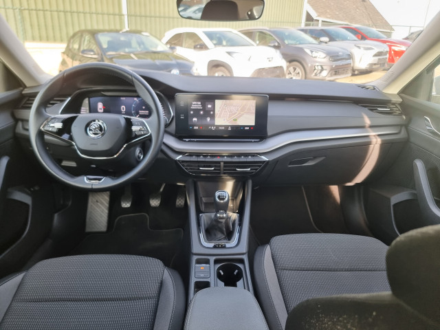 Škoda Octavia ŠKODA Octavia 1.0 TSI Business Edition | Apple car play | Android Auto |