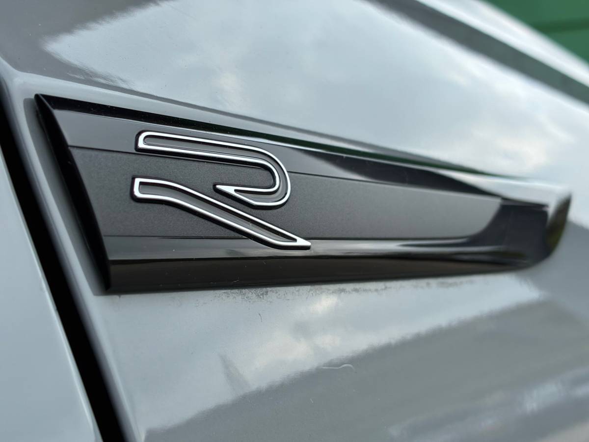 Volkswagen Golf Volkswagen Golf 1.5 eTSI R-Line Business+|Automaat|Panoramadak|Camera|Navigatie|CarPlay|CruiseControl|Climatronic|Goed Onderhouden