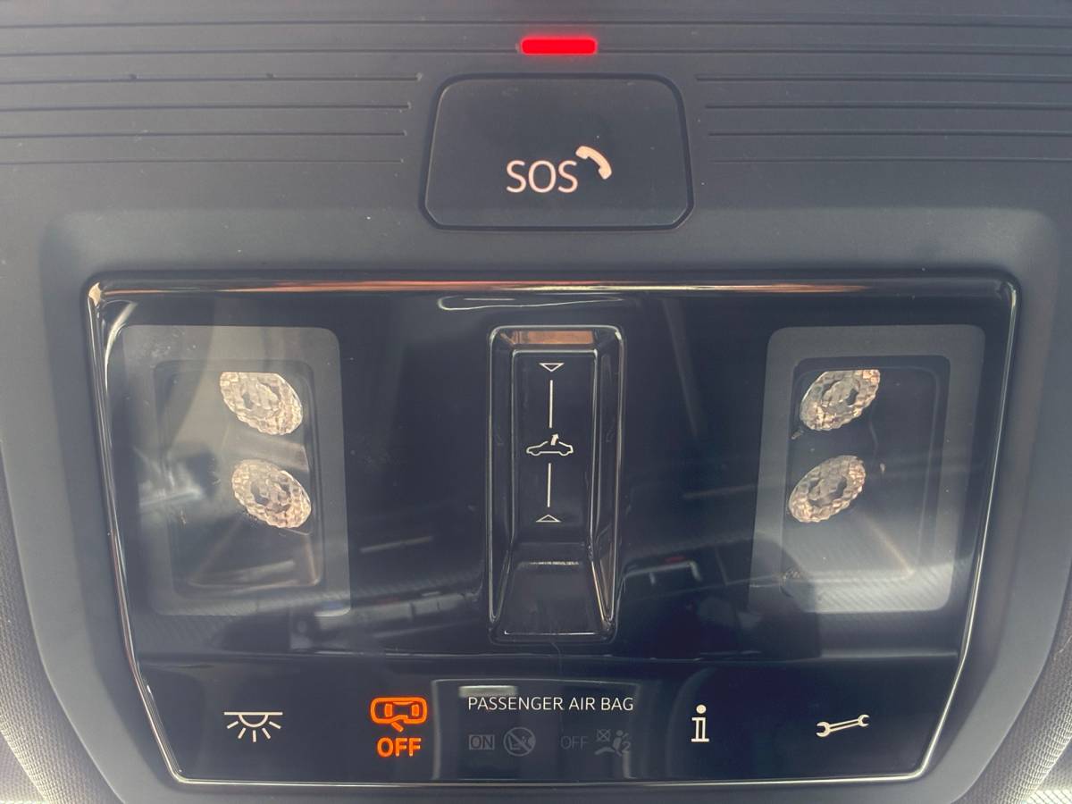 Volkswagen Golf Volkswagen Golf 1.5 eTSI R-Line Business+|Automaat|Panoramadak|Camera|Navigatie|CarPlay|CruiseControl|Climatronic|Goed Onderhouden