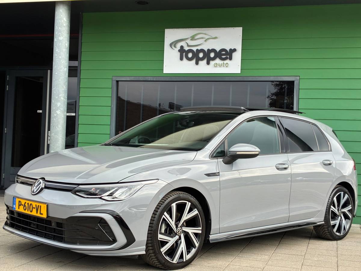 Volkswagen Golf Volkswagen Golf 1.5 eTSI R-Line Business+|Automaat|Panoramadak|Camera|Navigatie|CarPlay|CruiseControl|Climatronic|Goed Onderhouden