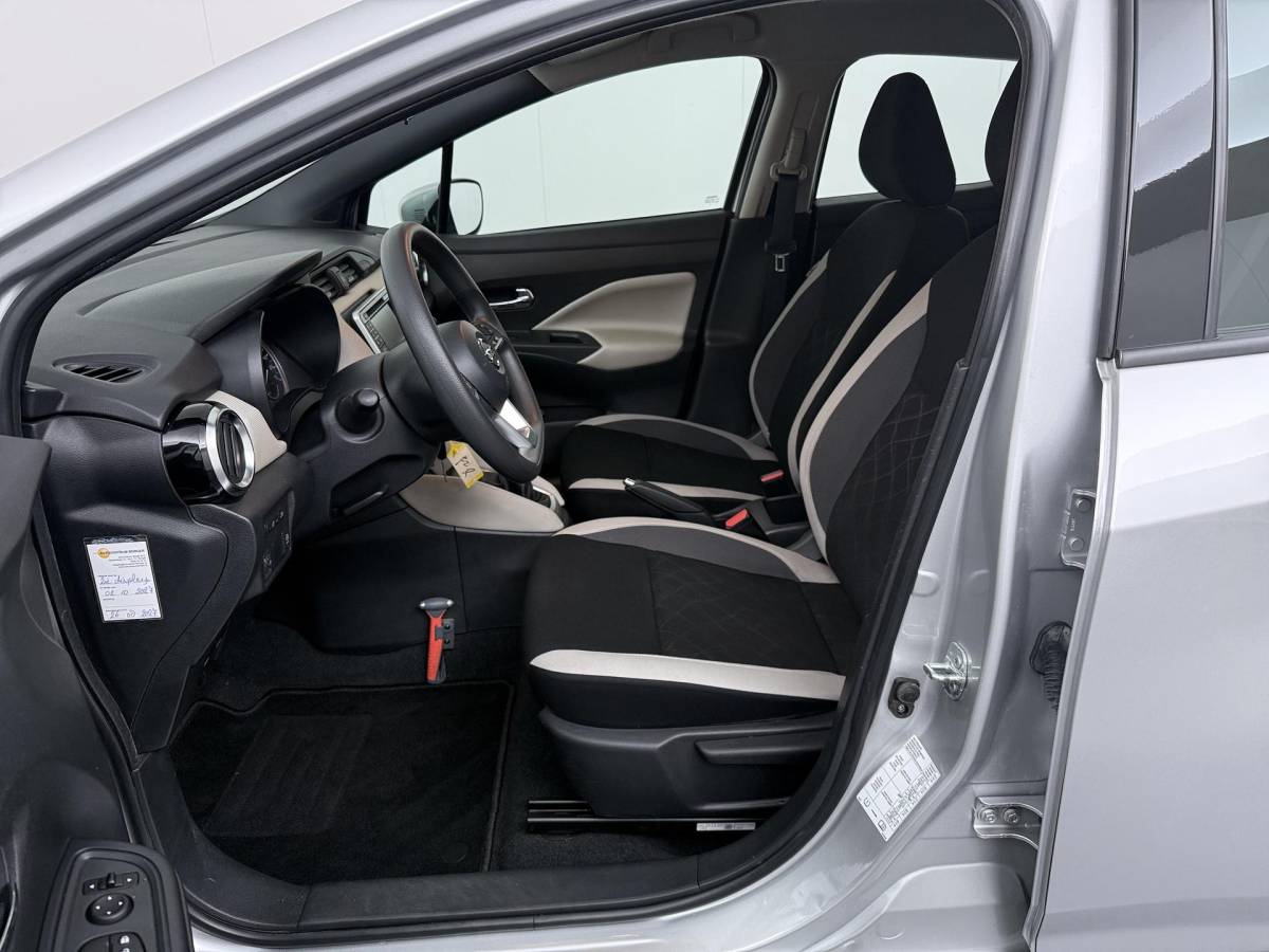 Nissan Micra Nissan Micra 0.9 IG-T N-Connecta – Navigatie – Trekhaak – Parkeersensoren