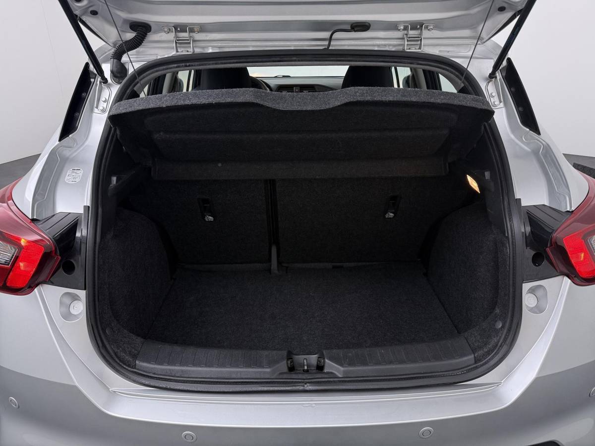 Nissan Micra Nissan Micra 0.9 IG-T N-Connecta – Navigatie – Trekhaak – Parkeersensoren