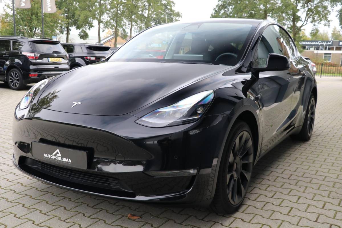 Tesla Model Y Tesla Model Y Long Range AWD 75 kWh 351PK Panodak 360View Premium 20’Inch DualMotor Stoelverwarming Voor/Achter 47000KM BJ2021