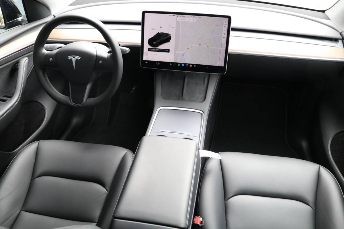 Tesla Model Y Tesla Model Y Long Range AWD 75 kWh 351PK Panodak 360View Premium 20’Inch DualMotor Stoelverwarming Voor/Achter 47000KM BJ2021