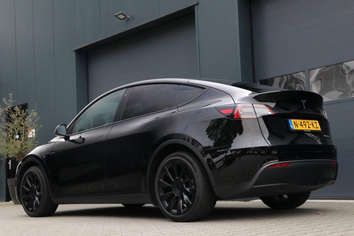 Tesla Model Y Tesla Model Y Long Range AWD 75 kWh 351PK Panodak 360View Premium 20’Inch DualMotor Stoelverwarming Voor/Achter 47000KM BJ2021