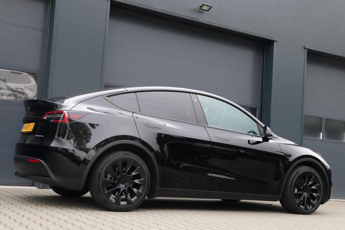 Tesla Model Y Tesla Model Y Long Range AWD 75 kWh 351PK Panodak 360View Premium 20’Inch DualMotor Stoelverwarming Voor/Achter 47000KM BJ2021