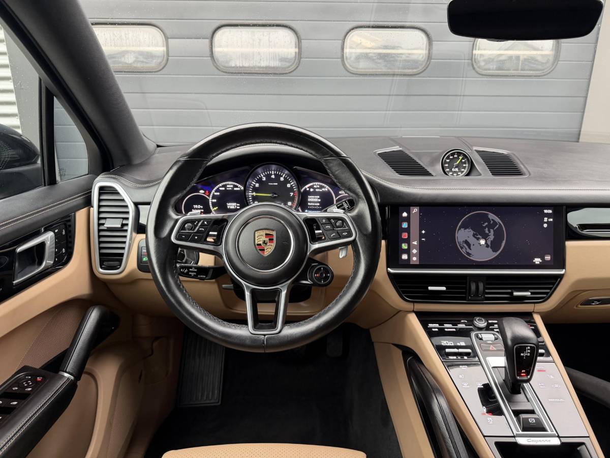 Porsche Cayenne Porsche Cayenne Coupé 3.0 E-Hybrid Sport Chrono | Panoramadak | 360* Camera | Luchtvering | Bose |