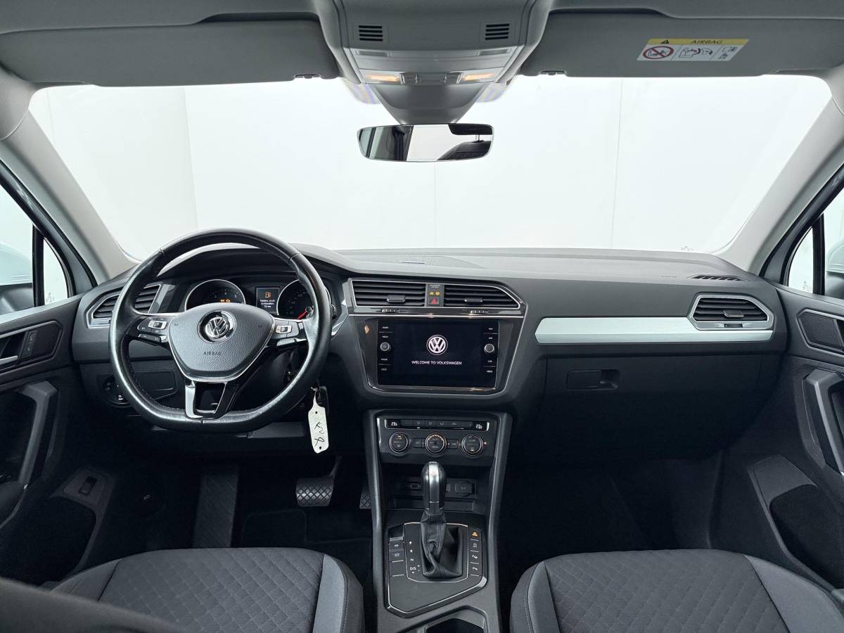 Volkswagen Tiguan Volkswagen Tiguan 1.5 TSI ACT Comfortline Business – Navigatie – Climate Control – Trekhaak
