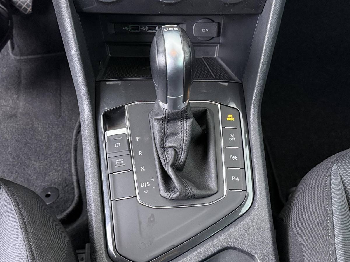 Volkswagen Tiguan Volkswagen Tiguan 1.5 TSI ACT Comfortline Business – Navigatie – Climate Control – Trekhaak
