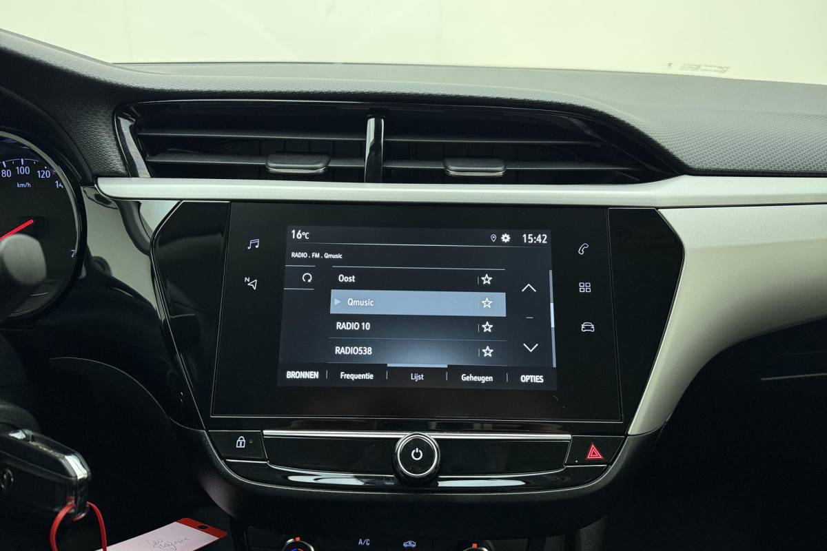 Opel Corsa Opel Corsa 1.2 Level 2 | Airco | Cruise control | WEINIG KILOMETERS | Lichtmetalen velgen | Bluetooth | Carplay