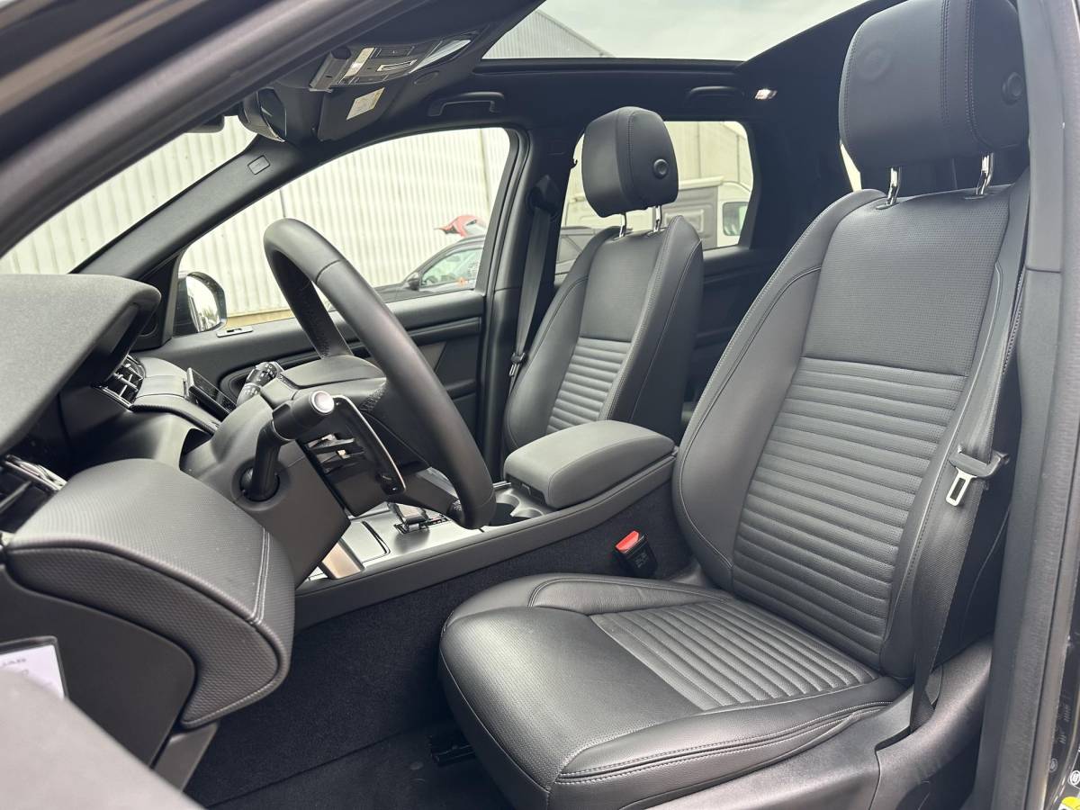 Land Rover Discovery Sport Land Rover Discovery Sport 1.5 P270e PHEV S | Carplay/Panodak/Adapt.Cruise/360° Camera/Leder/Trekhaak/Cold Climate Pack