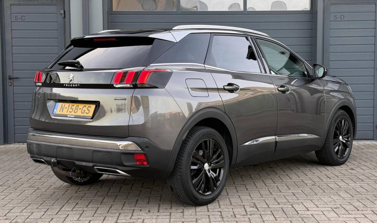 Peugeot 3008 Peugeot 3008 1.6 – 165pk | GT Line! | Nieuwe Model | Automaat | Trekhaak | Camera | Rijklaar | Nette Auto  |