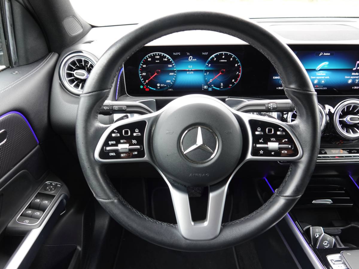Mercedes-Benz GLB Mercedes-Benz GLB 250 4MATIC 225PK Premium Plus TREKH. | MATRIX | H-LEER | WIDE SCREEN