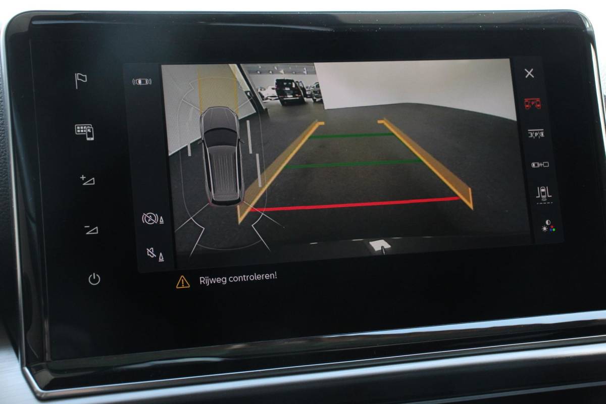 SEAT Tarraco SEAT Tarraco 1.5 TSI 150pk FR DSG 7p. Navigatie Apple Carplay/Android Auto Camera Parkeer sensoren Digitale Cockpit  Stoelverwarming Stoel bestuurder electrisch verstelbaar