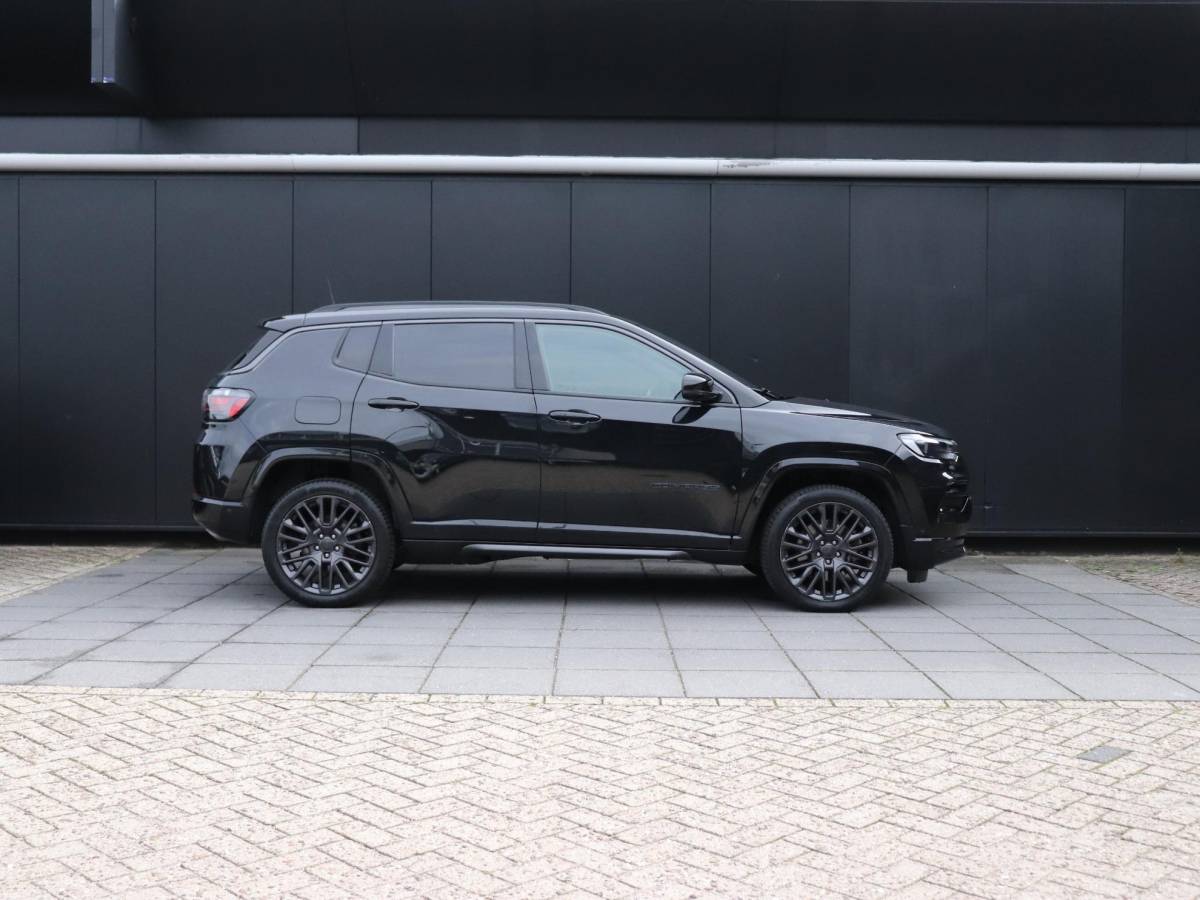 Jeep Compass Jeep Compass 4xe 240 Plug-in Hybrid Electric S | SOH 82,4% | LEDER | MEMORY | PANO-DAK | ALPINE SOUND | 360° CAMERA | STOELVERK. | CRUISE | NAVI | STOEL/STUURVERW. |SOH 82,4%|