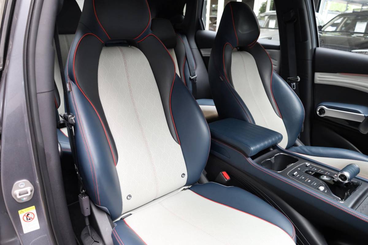 BYD ATTO 3 BYD ATTO 3 Design 60 kWh PANO 360-CAMERA ADAPTIVE-CRUISE LEER STOELVERW. CARPLAY SFEERVERL. ELEC.STOELEN/KLEP 2XPDC 18”LMV ENZ.
