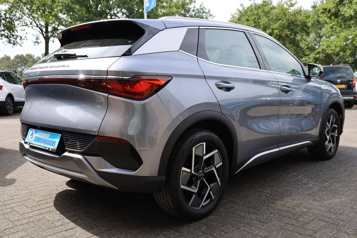 BYD ATTO 3 BYD ATTO 3 Design 60 kWh PANO 360-CAMERA ADAPTIVE-CRUISE LEER STOELVERW. CARPLAY SFEERVERL. ELEC.STOELEN/KLEP 2XPDC 18”LMV ENZ.